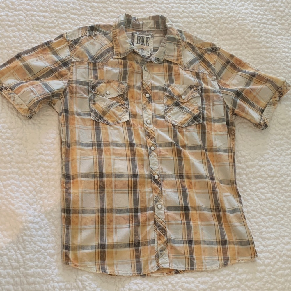 BKE Men's Short-Sleeve Plaid Button-Down Shirt in Tan and Cream